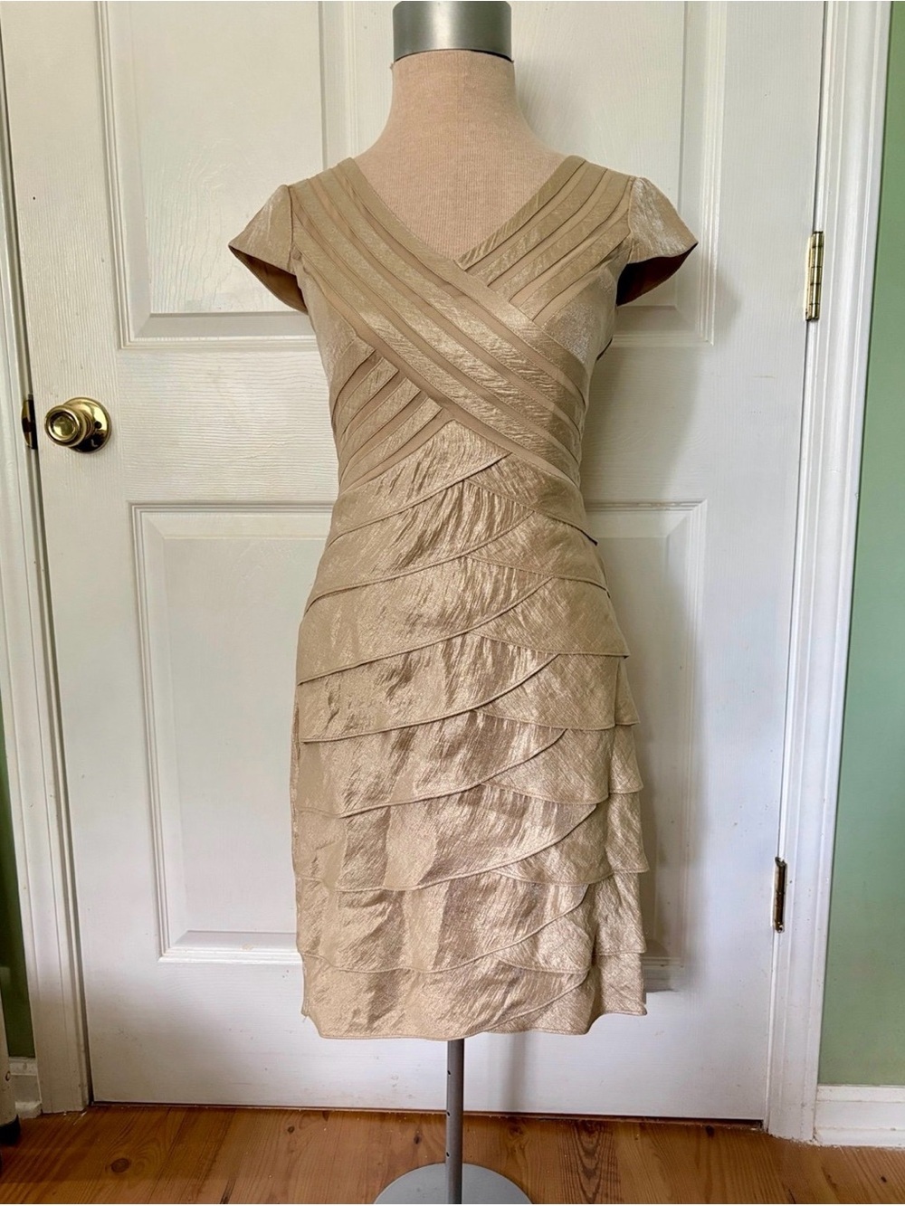 London Times Gold Layered V-Neck Midi Dress